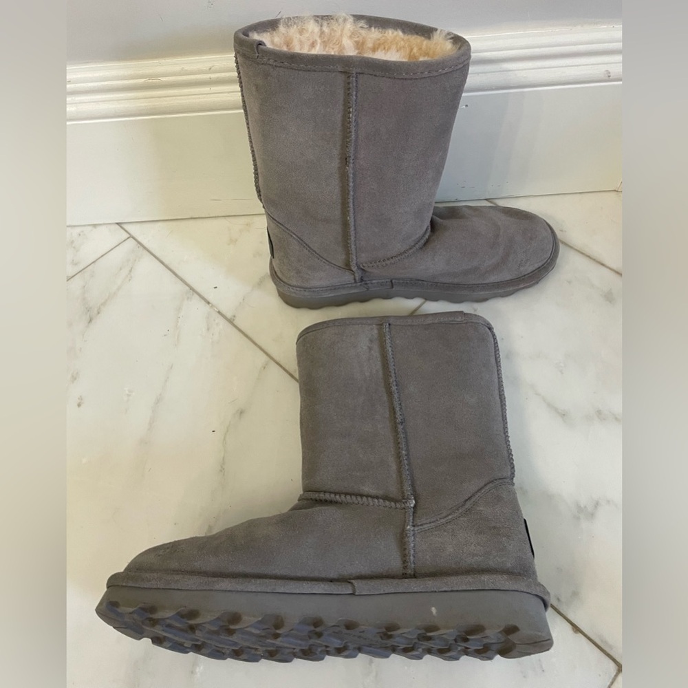 BearPaw, women’s size 10 gray sheepskin suede leather fleece line comfort boots - Picture 6 of 15